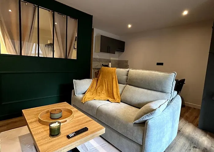 Appartement Dolce - Ideal Couple - Balcon - Calme - Randonnee & Cyclisme - Nature - Esprit - Detente Et Therme A Proximite - Speciale Printemps