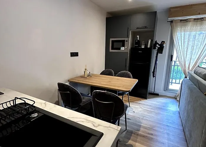 Dolce - Idéal Couple - Balcon - Calme - Randonnée&cyclisme - Nature - Esprit - Détente Et Therme à Proximité - Spéciale Printemps Appartamento Saint-Lary-Soulan